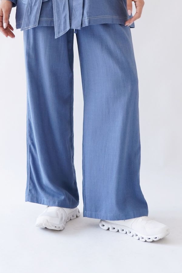 Dark blue linen trousers