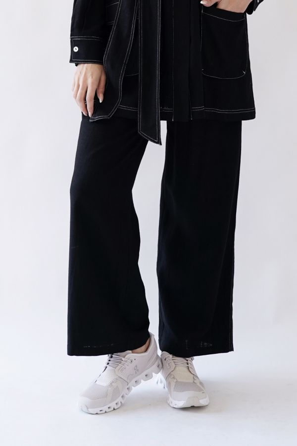 Black linen trousers