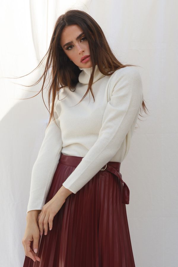 White High Neck Cashmere Sweater