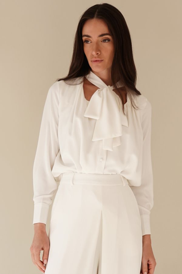 White shirt with shoulder pleats